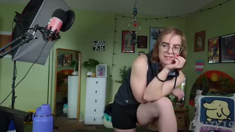 Linzy19 online show from February 2025 08:14:02 PM