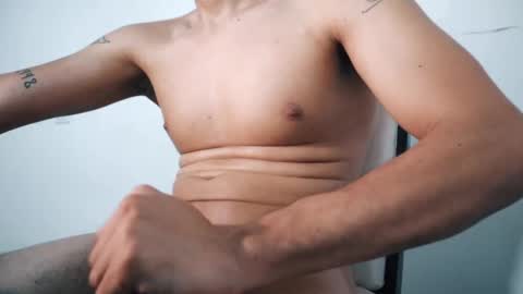 Snapshot of lion_20cm chatting on September 2025 01:49:02 AM lion_20cm online show from September 2025 01:49:02 AM