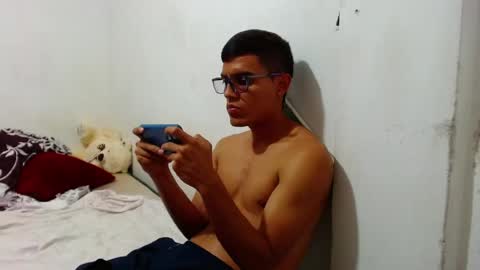 Snapshot of lion_grr chatting on May 2026 01:24:01 AM lion_grr online show from May 2026 01:24:01 AM