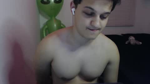 Lion Cluess online show from March 2026 10:46:01 PM