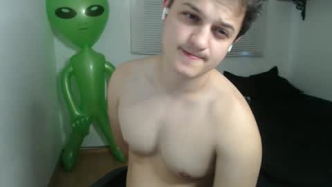 Snapshot of lioncluess chatting on May 2026 07:00:01 PM Lion Cluess online show from May 2026 07:00:01 PM