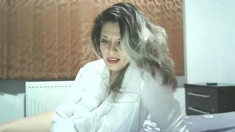 lionessmom online show from January 2026 08:03:02 PM