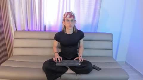 Snapshot of lior_evan chatting on November 2025 11:41:01 AM Lior evan online show from November 2025 11:41:01 AM