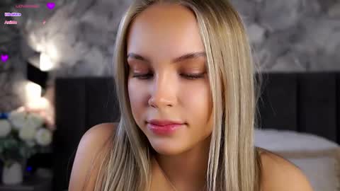 Snapshot of lipswithsmileonthem chatting on April 2026 01:03:01 AM Amelia online show from April 2026 01:03:01 AM