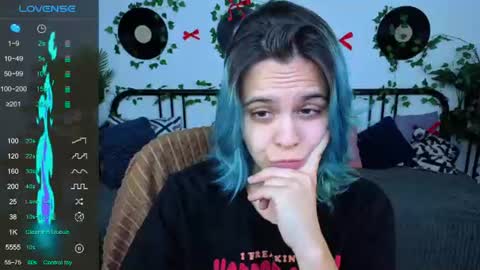 Snapshot of lirabelles chatting on June 2026 03:24:02 AM hello Ill be waiting for you during these hours tue 10am-5pm wed 3am-5pm thu 3am-5pm fri 3am-10am sat 10am-5pm sun 3am-1GMT online show from June 2026 03:24:02 AM