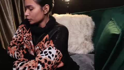 Lire online show from January 2025 04:49:02 AM