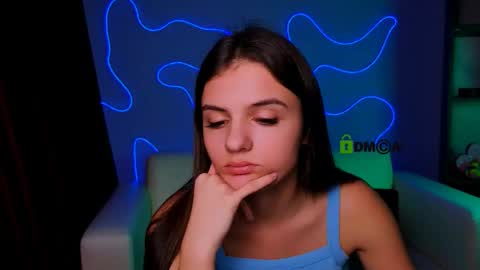 Lisa online show from December 2025 02:45:02 PM