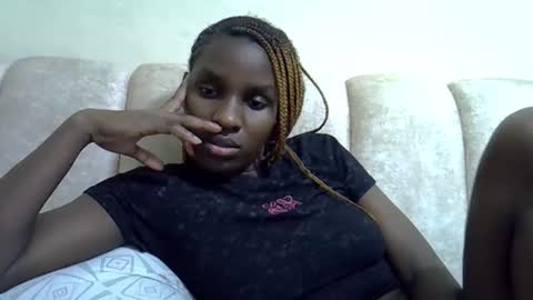 Snapshot of lisa_grifins chatting on May 2026 06:23:02 PM lisa online show from May 2026 06:23:02 PM