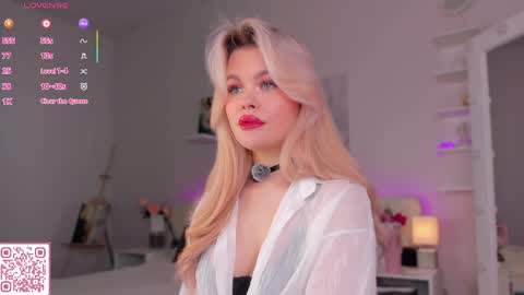 Lisa online show from April 2026 01:03:01 AM