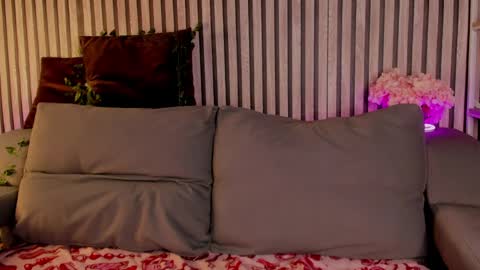 lisa_rabbit online show from April 2026 01:52:02 AM