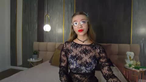 Snapshot of lisafalse chatting on February 2026 06:11:02 AM Lisa online show from February 2026 06:11:02 AM