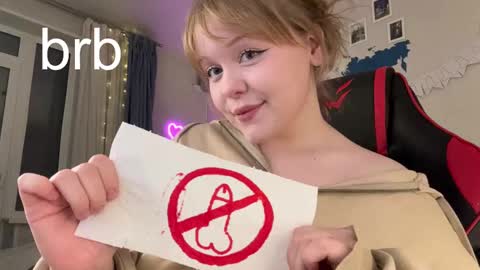 -Lisa- Help me to reach 100 thumbs up3 online show from February 2025 09:27:02 PM