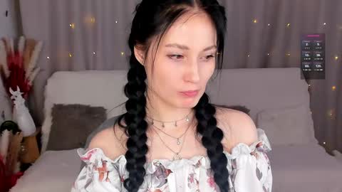 Lisa Moore online show from February 2025 04:20:01 PM