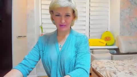 Snapshot of lisasimsx chatting on January 2025 09:34:01 PM Lisasimsxs online show from January 2025 09:34:01 PM