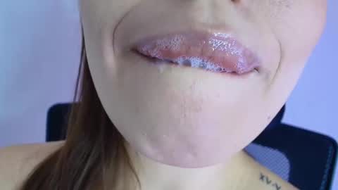 Lisbet online show from December 2025 08:15:02 PM