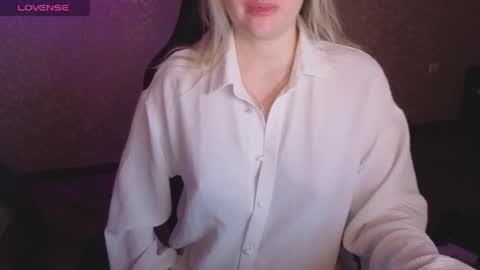 Snapshot of lisenok26 chatting on May 2026 12:16:02 AM Anna online show from May 2026 12:16:02 AM