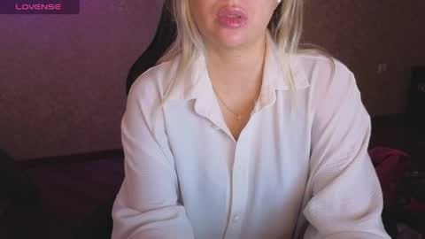 Snapshot of lisenok26 chatting on May 2026 03:14:02 AM Anna online show from May 2026 03:14:02 AM