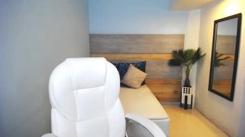 Liseth Fox online show from December 2024 08:23:01 PM