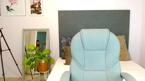 Liseth Fox online show from January 2025 06:32:01 PM