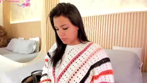 Snapshot of liss_reyes chatting on June 2026 12:09:02 PM Liss online show from June 2026 12:09:02 PM