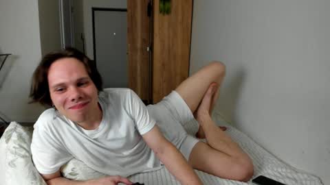 Snapshot of lissa_alfie chatting on December 2024 02:16:01 PM Alfie online show from December 2024 02:16:01 PM