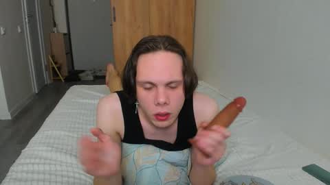 Snapshot of lissa_alfie chatting on December 2024 03:38:02 AM Alfie online show from December 2024 03:38:02 AM