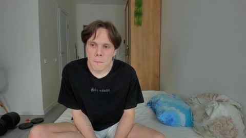 Snapshot of lissa_alfie chatting on January 2025 12:09:02 PM Alfie online show from January 2025 12:09:02 PM