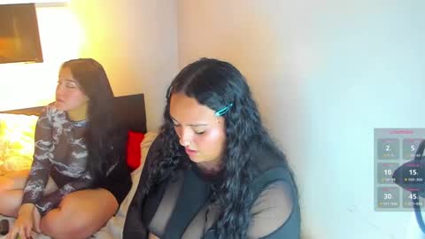 Snapshot of lissa_e_sabrina chatting on December 2024 07:28:02 AM Lissa Sabrina online show from December 2024 07:28:02 AM