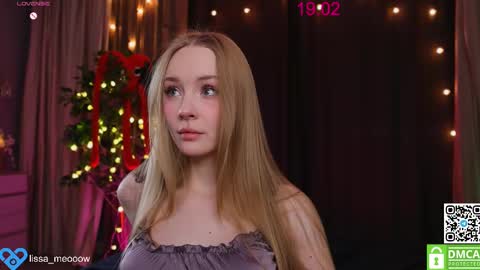 Snapshot of lissa_meooow chatting on February 2025 04:44:02 AM your Liza again. Next stream Dec. 1 at 2 or 3 GMT online show from February 2025 04:44:02 AM