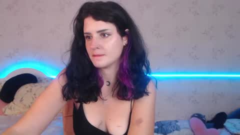 Snapshot of lissalucy chatting on July 2026 10:35:02 AM Alice Dont forget to thumbs up its very important online show from July 2026 10:35:02 AM
