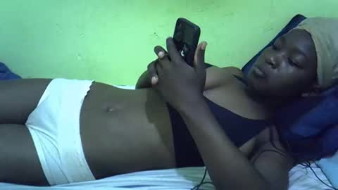 lisssa01 online show from September 2025 04:13:02 AM