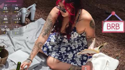 Lissy online show from December 2025 06:57:02 PM