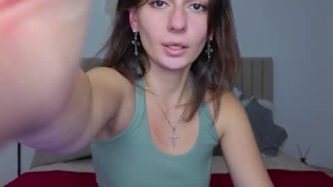 Snapshot of lit1le_mia chatting on November 2025 10:15:01 PM lit1le_mia online show from November 2025 10:15:01 PM