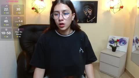 Snapshot of lita_rogers chatting on November 2025 02:54:01 PM Lita online show from November 2025 02:54:01 PM