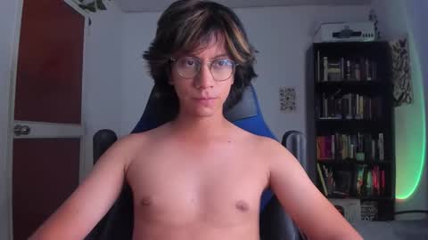 Snapshot of literateboy chatting on February 2026 01:37:02 AM Literateboy online show from February 2026 01:37:02 AM