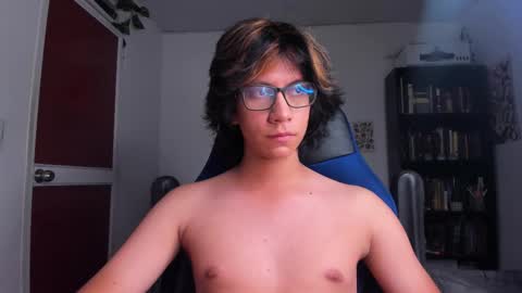 Snapshot of literateboy chatting on February 2026 01:42:02 AM Literateboy online show from February 2026 01:42:02 AM