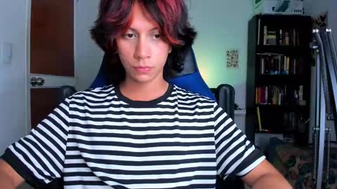 Snapshot of literateboy chatting on March 2026 01:45:02 AM Literateboy online show from March 2026 01:45:02 AM