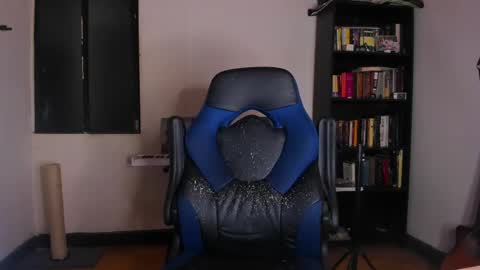 Snapshot of literateboy chatting on May 2026 01:54:02 AM Literateboy online show from May 2026 01:54:02 AM