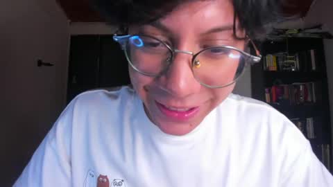 Snapshot of literateboy chatting on May 2026 01:45:01 AM Literateboy online show from May 2026 01:45:01 AM