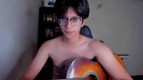 Snapshot of literateboy chatting on June 2026 01:48:01 AM Literateboy online show from June 2026 01:48:01 AM
