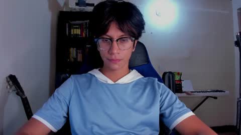 Snapshot of literateboy chatting on June 2026 02:03:01 AM Literateboy online show from June 2026 02:03:01 AM