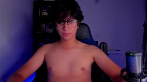 Snapshot of literateboy chatting on July 2026 01:41:02 AM Literateboy online show from July 2026 01:41:02 AM