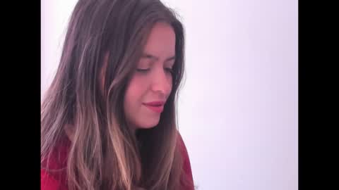 Danni online show from November 2025 05:33:01 PM