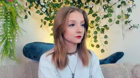 Snapshot of little__caprice chatting on June 2026 07:46:01 AM Bella online show from June 2026 07:46:01 AM