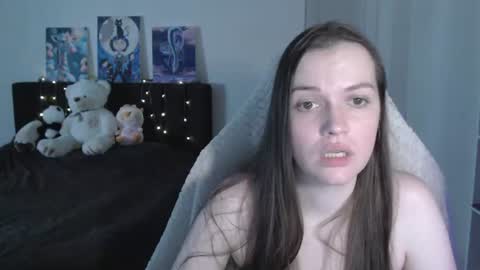 Snapshot of little__flowers chatting on June 2026 09:57:02 AM little__flowers online show from June 2026 09:57:02 AM