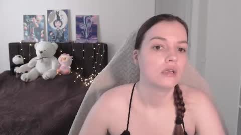 Snapshot of little__flowers chatting on July 2026 07:12:01 AM little__flowers online show from July 2026 07:12:01 AM