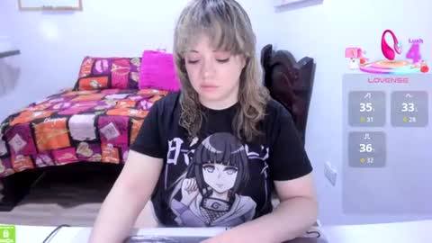 Snapshot of little_angely chatting on June 2026 04:51:02 AM Angely online show from June 2026 04:51:02 AM