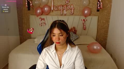 little_annee online show from September 2025 02:05:02 AM