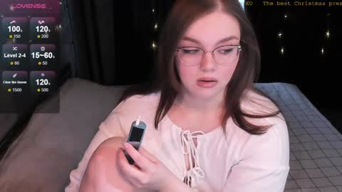 Snapshot of little_bambii_ chatting on December 2024 09:17:02 AM Eva online show from December 2024 09:17:02 AM