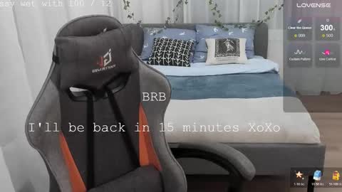 Snapshot of little_bambii_ chatting on October 2025 07:49:02 PM Eva online show from October 2025 07:49:02 PM